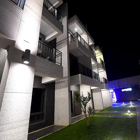 Ocean Pearl Resort Xiaoliuqiu Exterior foto